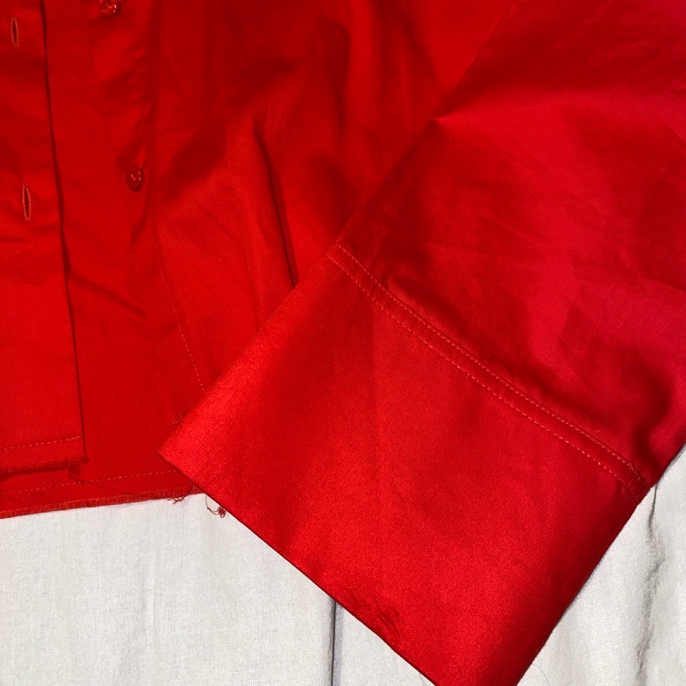 Red crop top - Picture 3 of 3